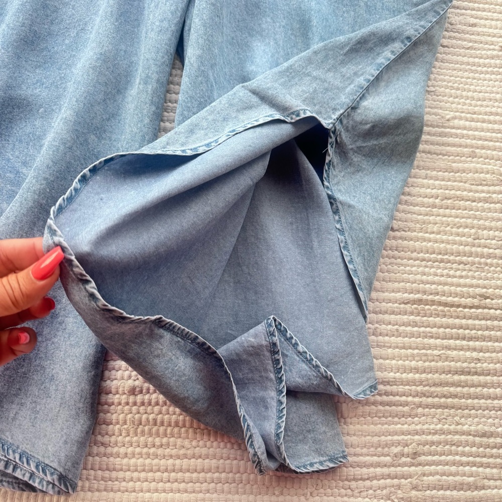 Zenana Lyocell Chambray Wide Leg Jumpsuit Vintage Wash Blue Flowy L AND M NWT - Picture 4 of 9